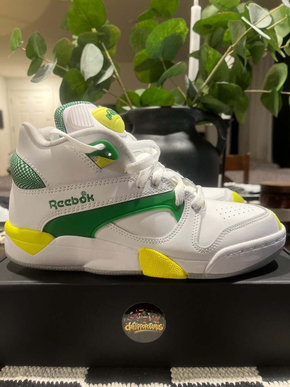Reebok Court Victory Pump White 100203282 Men's Size 6.5 men